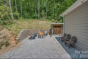 311 Charming Ln, Hendersonville, NC 28792 - Photo 40