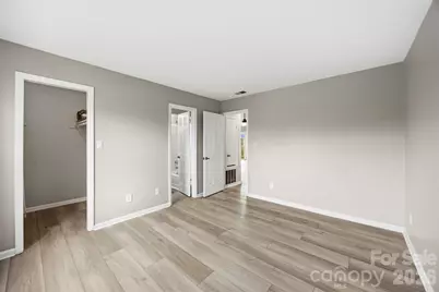 9320 South Vicksburg Park Court, Charlotte, NC 28210 - Photo 10