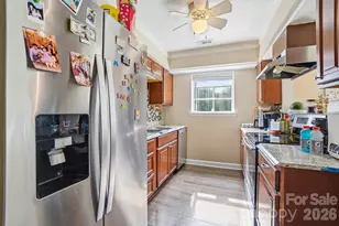 8501 Pine Thicket Ct, Charlotte, NC 28226 - Photo 16