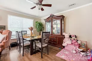 8501 Pine Thicket Ct, Charlotte, NC 28226 - Photo 6