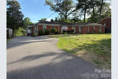 622 S Carolina Avenue, Statesville, NC 28677 - Photo 2