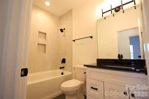 8514 Sharonbrook Dr, Charlotte, NC 28210 - Photo 12