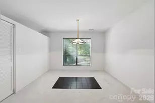 3423 Tinkerbell Ln, Charlotte, NC 28210 - Photo 6