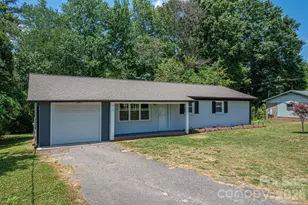 413 Bell Rd, Kings Mountain, NC 28086 - Photo 2