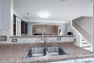 7329 Hidden Creek Dr, Charlotte, NC 28214 - Photo 10
