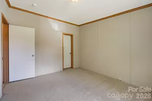 142 Josiah Ln, Hendersonville, NC 28792 - Photo 14