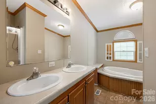 142 Josiah Ln, Hendersonville, NC 28792 - Photo 22