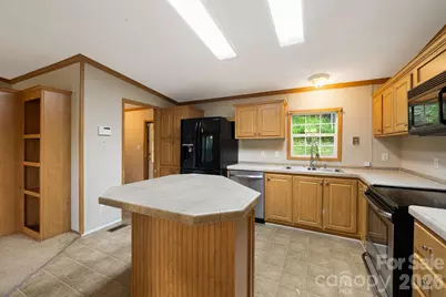 142 Josiah Lane, Hendersonville, NC 28792 - Photo 26