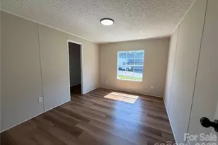 222 E Maine Ave, Bessemer City, NC 28016 - Photo 18