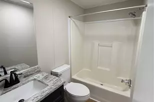 222 E Maine Ave, Bessemer City, NC 28016 - Photo 22