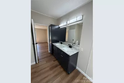 222 E Maine Avenue, Bessemer City, NC 28016 - Photo 16
