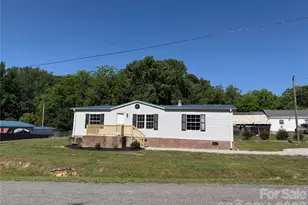 222 E Maine Ave, Bessemer City, NC 28016 - Photo 2