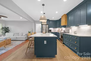 6213 Sharon Rd, Charlotte, NC 28210 - Photo 12