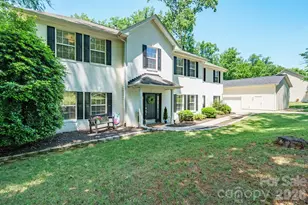 9027 Leah Meadow Ln, Charlotte, NC 28227 - Photo 38