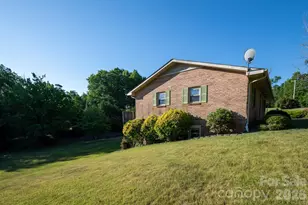 4024 Piney Rd, Morganton, NC 28655 - Photo 6