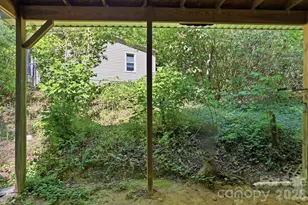 25 Glenn Lance Ln, Fairview, NC 28730 - Photo 26