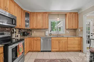 6641 Brookmeade Dr, Charlotte, NC 28226 - Photo 10