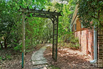 6641 Brookmeade Drive, Charlotte, NC 28226 - Photo 30