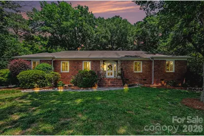 6641 Brookmeade Drive, Charlotte, NC 28226 - Photo 4