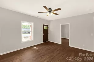 119 Washington St, York, SC 29745 - Photo 4