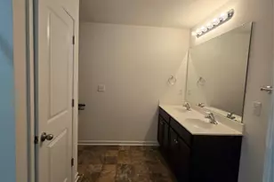 9138 Bradstreet Commons Way, Charlotte, NC 28215 - Photo 14