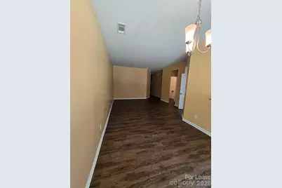 9138 Bradstreet Commons Way, Charlotte, NC 28215 - Photo 2