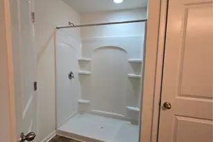 9138 Bradstreet Commons Way, Charlotte, NC 28215 - Photo 16