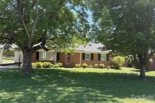 1920 Echo Ln, Gastonia, NC 28052 - Photo 1