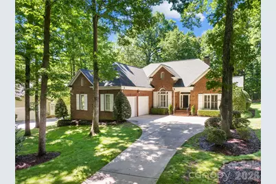 138 Woodstream Circle, Mooresville, NC 28117 - Photo 2