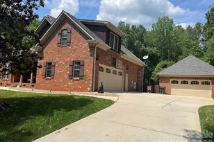 4618 Water Oak Dr, Lake Wylie, SC 29710 - Photo 2
