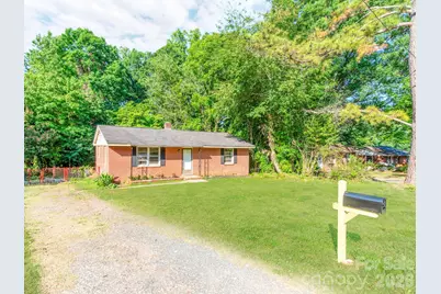 814 Wilbrown Circle, Charlotte, NC 28217 - Photo 2