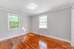 814 Wilbrown Cir, Charlotte, NC 28217 - Photo 16