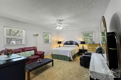 3326 Dunaire Drive, Charlotte, NC 28205 - Photo 12