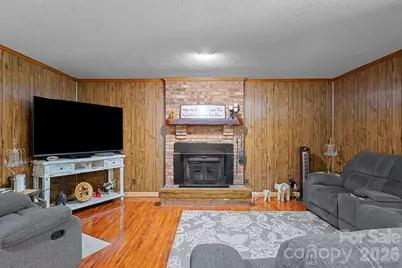 3326 Dunaire Drive, Charlotte, NC 28205 - Photo 24