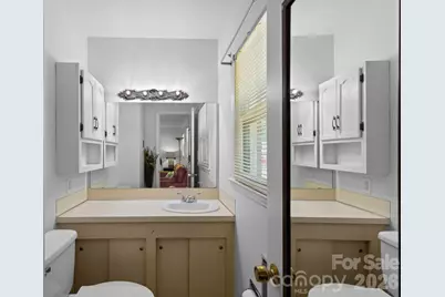 3326 Dunaire Drive, Charlotte, NC 28205 - Photo 16