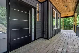 221 Coopers Dr, Hendersonville, NC 28739 - Photo 4