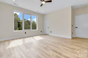 221 Coopers Dr, Hendersonville, NC 28739 - Photo 24