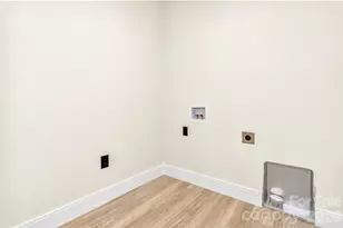 221 Coopers Dr, Hendersonville, NC 28739 - Photo 38