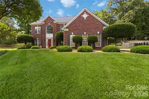 544 St George Rd, Fort Mill, SC 29708 - Photo 2