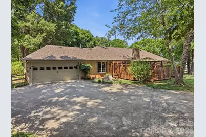 5705 Foxcrest Drive, Mint Hill, NC 28227 - Photo 32