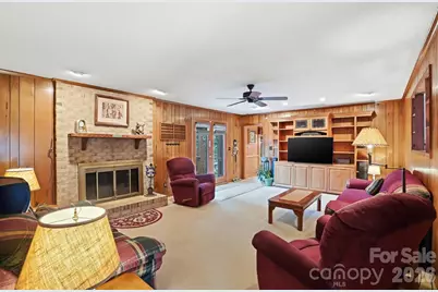 5705 Foxcrest Drive, Mint Hill, NC 28227 - Photo 18