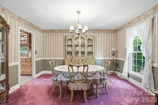 5705 Foxcrest Dr, Mint Hill, NC 28227 - Photo 10