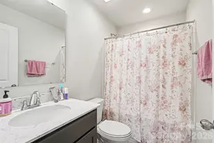 9014 Henry Thoreau Rd, Charlotte, NC 28214 - Photo 18