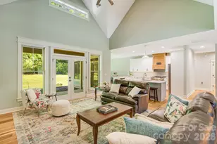 30 Shipman Pkwy, Flat Rock, NC 28731 - Photo 8