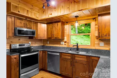 84 Sky Drive, Maggie Valley, NC 28751 - Photo 16