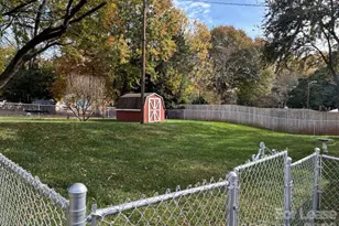 1040 Clanton Rd, Charlotte, NC 28217 - Photo 2