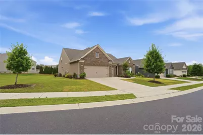3135 Bartlett Street, Fort Mill, SC 29715 - Photo 4
