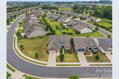3135 Bartlett Street, Fort Mill, SC 29715 - Photo 2