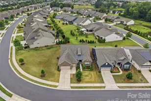 3135 Bartlett St, Fort Mill, SC 29715 - Photo 2