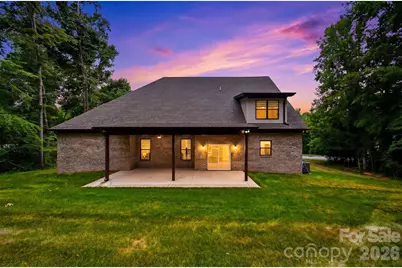3802 Lyle Creek Avenue NE, Conover, NC 28613 - Photo 2